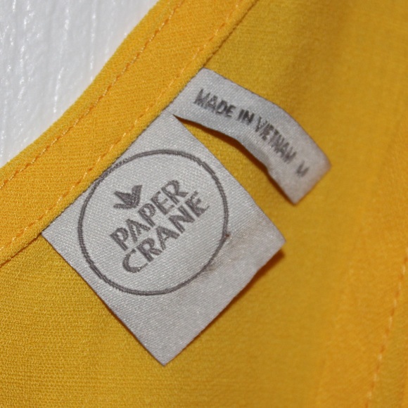 Yellow button down top! - Picture 4 of 4